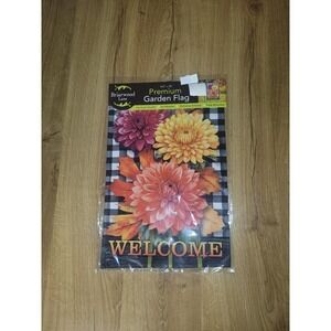 Briarwood Lane Premium Outdoor Garden Flag 12.5 X 18 Welcome Fall Autumn Mums